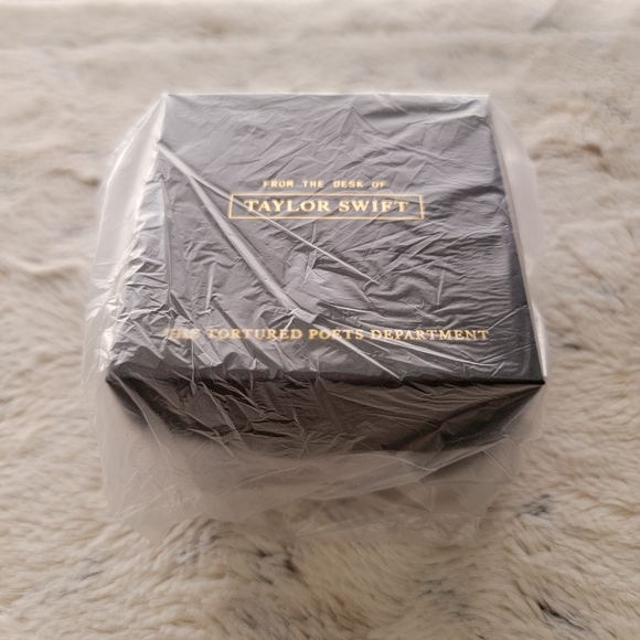 The Tortured Poets Department Ring Taylor Swift - Picture 14 of 15